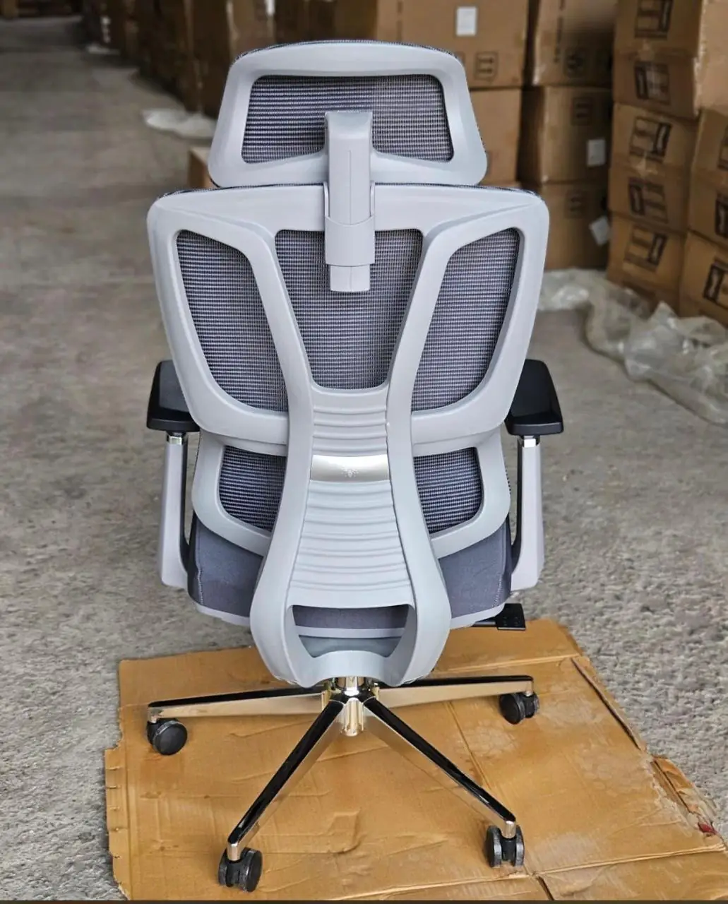 High Back Office Chair with Height Adjustable Headrest Mesh Office Arm Chair - Image 3