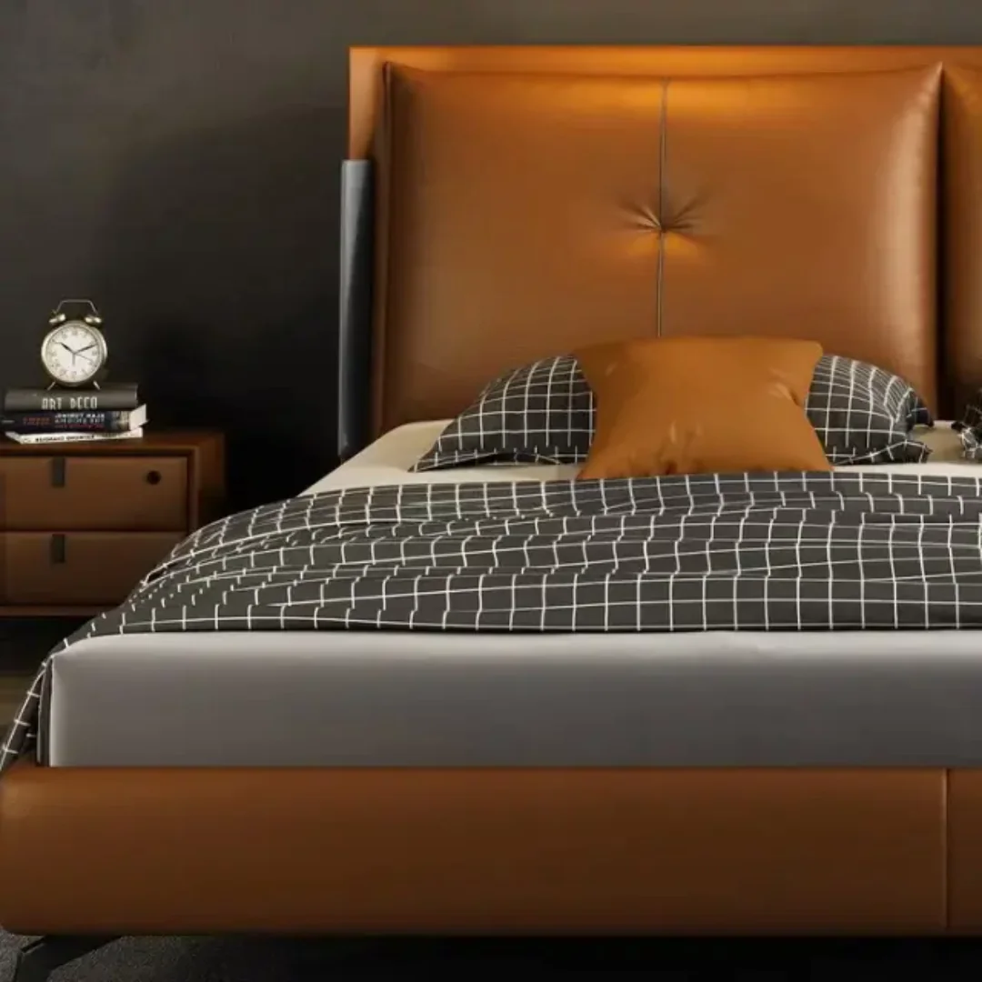 Spencer Modern Italian Design Leather King Size Bed - Image 3